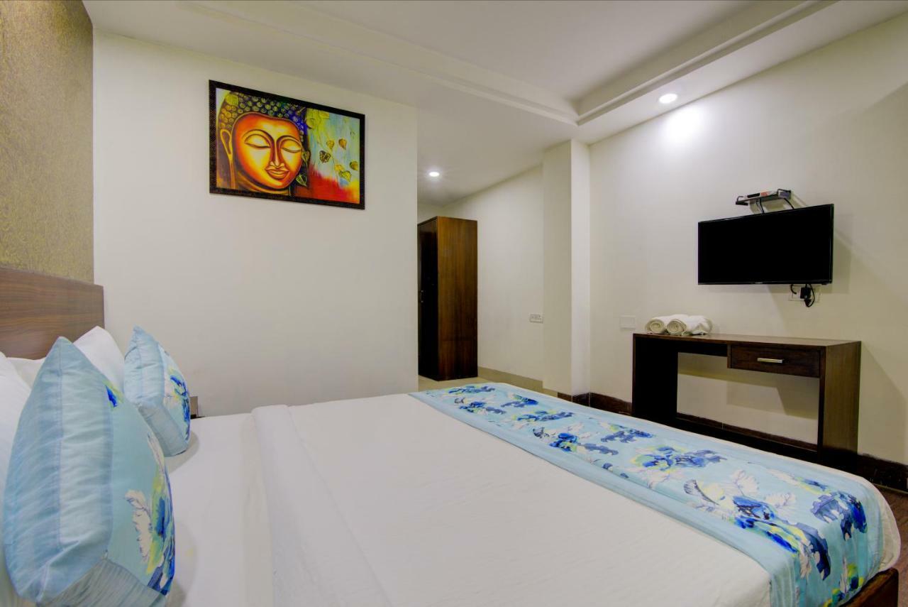 Airport Hotel Daya Capitol Nuova Delhi Esterno foto