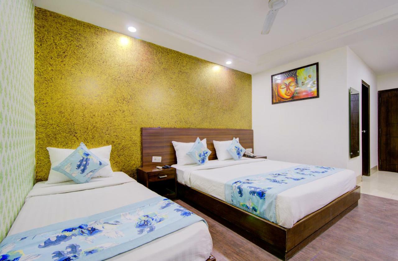 Airport Hotel Daya Capitol Nuova Delhi Esterno foto