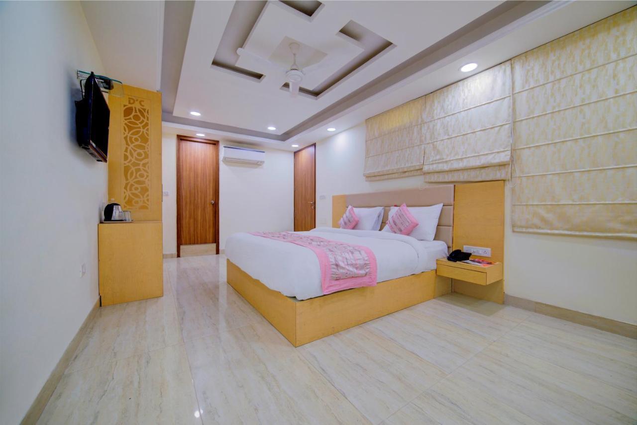 Airport Hotel Daya Capitol Nuova Delhi Esterno foto